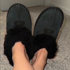 UGG Black Plush Slippers with Cozy Suede